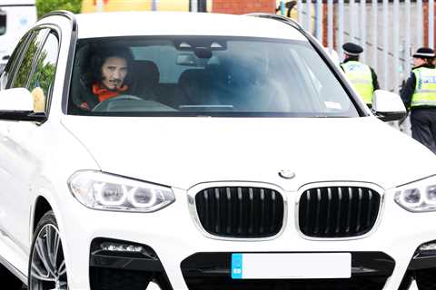 Man Utd stars arrive at Old Trafford SEVEN HOURS early for Liverpool clash after beefing up..