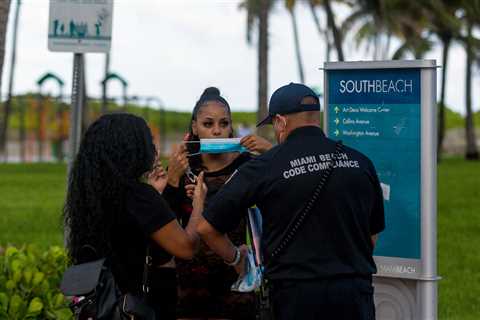 Florida Governor Says He Will Pardon Those Who Violated Mask Mandates