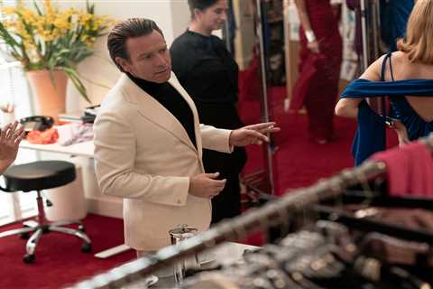 Is Netflix’s Halston a true story?