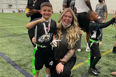 Teen Mom Kailyn Lowry’s fans beg her to ditch Botox &amp; fillers as they claim her face looks..
