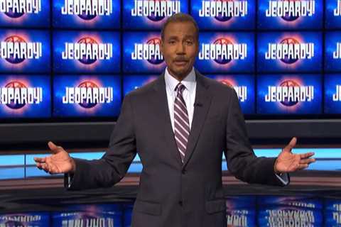 JLo &amp; Ben Affleck’s fans shocked when Jeopardy! drops clue about couple in new episode filmed..