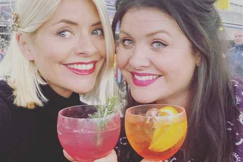 Holly Willoughby shares a rare selfie with her sister Kelly from boozy day out on her birthday