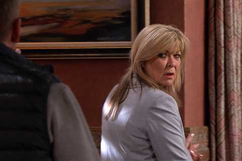 Emmerdale spoilers: Kim Tate SHOOTS intruder as she becomes paranoid someone is trying to kill her