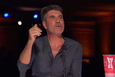 Simon Cowell returns to America’s Got Talent for season 16 trailer after breaking his back in..