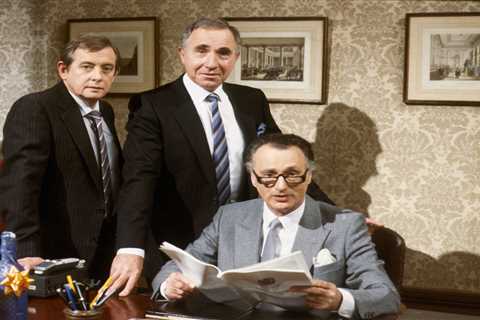 Brits with posh accents are more likely to climb the civil service ladder, damning report finds