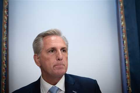 House Democrats quash a G.O.P. effort to end the chamber’s mask mandate.