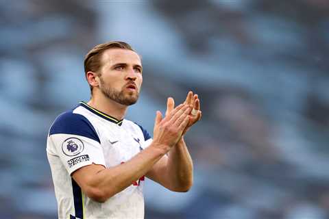 Harry Kane ‘could cost £120m but Man Utd may tempt Tottenham with Anthony Martial or Jesse Lingard..