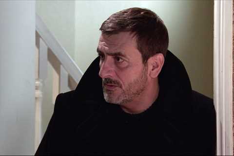 Coronation Street spoilers: Daniel and Adam Barlow offer Peter their livers as he’s put on the..