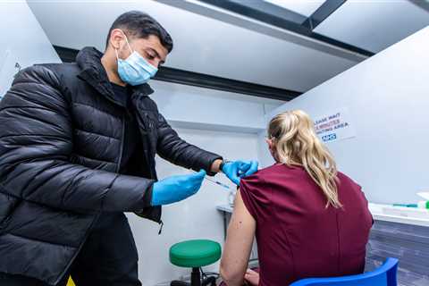Britain’s jab blitz reduces weekly Covid deaths to their lowest in 14 months