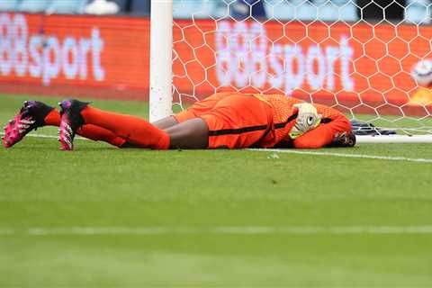 Edouard Mendy gives Chelsea major Champions League final injury scare as keeper is subbed off after ..