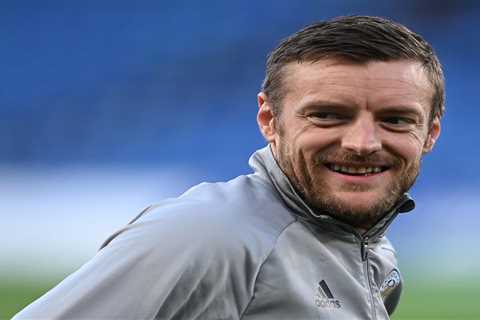 Jamie Vardy set to bid for The Inbetweeners’ infamous yellow banger