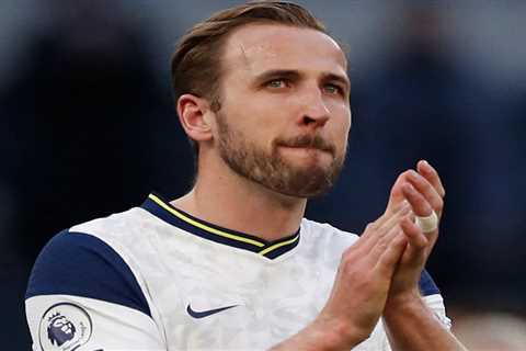 Man Utd ‘will pay Harry Kane huge signing-on fee’ if he is forced to put in transfer request and..