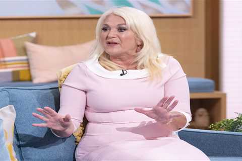 Vanessa Feltz warns This Morning viewers over ‘urgent’ Royal Mail scam text messages