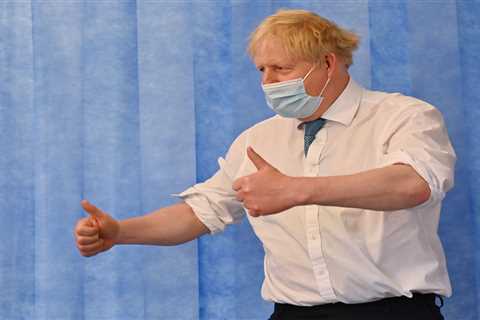 Boris Johnson lashes back at Dominic Cummings and says his bombshell claims don’t ‘bear any..
