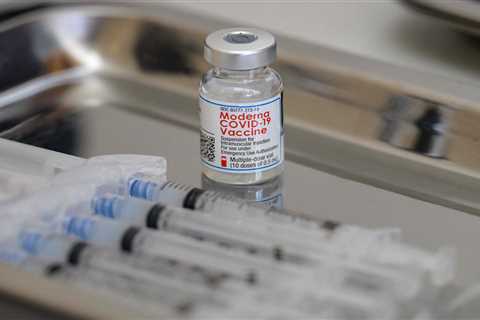 How long after the vaccine does Covid immunity last for Americans?