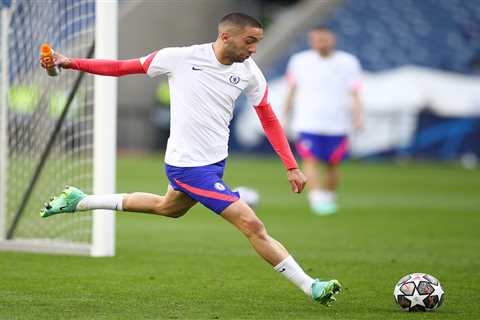 Robin van Persie slams Chelsea boss Thomas Tuchel’s treatment of Hakim Ziyech ahead of Champions..