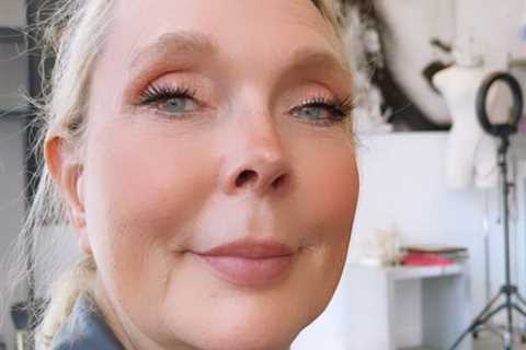Teen Mom Farrah Abraham’s mom Debra looks unrecognizable in new photo after she’s ripped for..