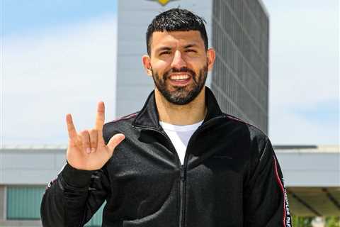 Sergio Aguero COMPLETES Barcelona transfer as club confirm free move for Man City legend with..