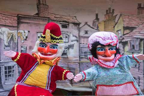Brussels spends British taxpayers’ cash on puppetry lessons for asylum seekers