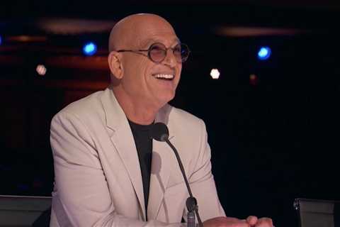 AGT fans slam Howie Mandel for giving choir group first Golden Buzzer of the season due to their..
