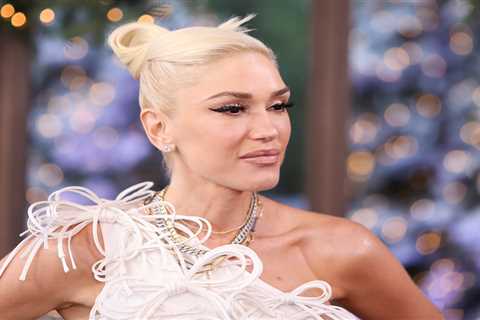 Gwen Stefani defends featuring all-Asian dance group during ‘Harajuku Girls’ era &amp; slams..