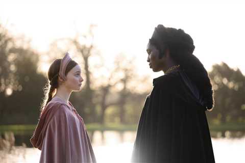 Anne Boleyn viewers gobsmacked as pregnant queen locks lips with future wife of Henry VIII