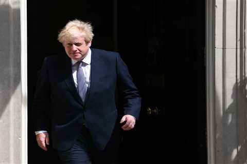 Aren’t you forgetting something Boris? PM steps out without wedding ring after secretly marrying..