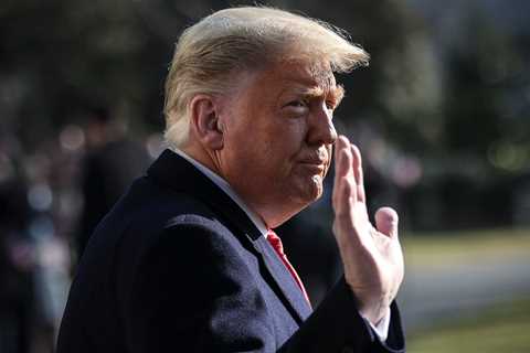 Trump shuts down his blog, frustrated by its low readership.