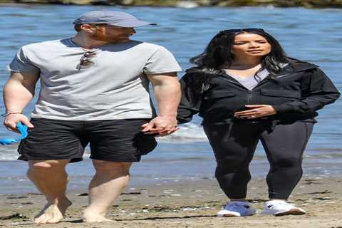 Harry &amp; Meghan lookalikes playing couple in ‘escaping the palace’ movie hit the beach to film..