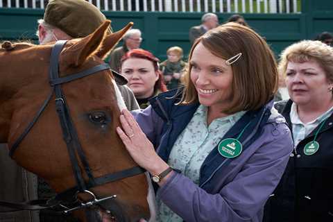 True story Dream Horse is a celebration of community that feels natural