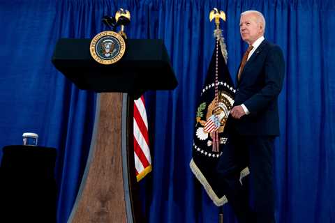 White House Embraces Job Growth, but Distances Itself From Expanded Benefits