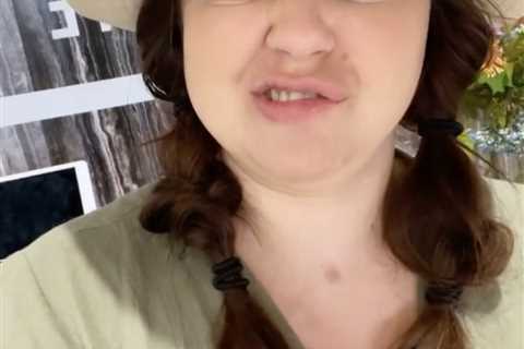 Duggar rebel Amy shows off inflamed lips after suffering allergic reaction &amp; says she looks..