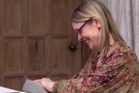 Four in a Bed guest bursts into tears after rival finds dog hairs in bed – but she has the last..