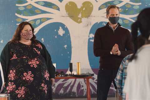 Who plays Kate’s new husband-to-be on This Is Us?