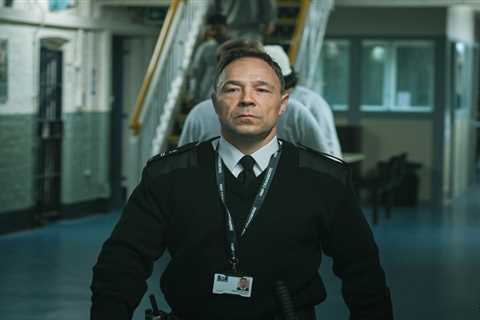 Time viewers obsess over ‘violent’ BBC drama as they praise Line of Duty star Stephen Graham’s..