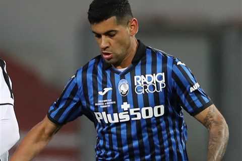 Man Utd ‘fail in £39m Cristian Romero transfer bid as Atalanta hold out on £52m for defender’