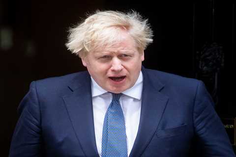Boris Johnson urged to push ahead with roadmap – but Rishi Sunak ‘willing’ to delay June 21 by four ..