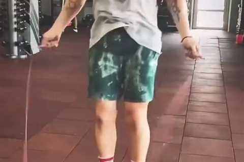 Oleksandr Usyk sends bizarre message to Anthony Joshua while skipping with pair set for September..