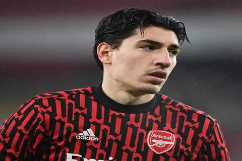 Arsenal demand £20m for Hector Bellerin transfer and could trigger Man Utd’s move for Kieran..
