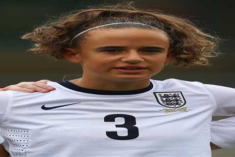 Leicester City ace Ashleigh Plumptre ready to ditch English ties and represent Nigerian national..