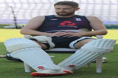 Chris Woakes in line for England T20 return after five years as Eoin Morgan’s 16-man squad named