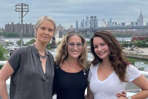 Sex and the City’s Sarah Jessica Parker reunites with Cynthia Nixon and Kristin Davis in new photo..