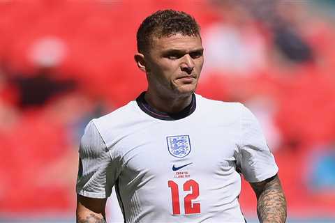 Atletico Madrid ‘slap £30m price tag on Kieran Trippier’ as Man Utd line up transfer swoop for..