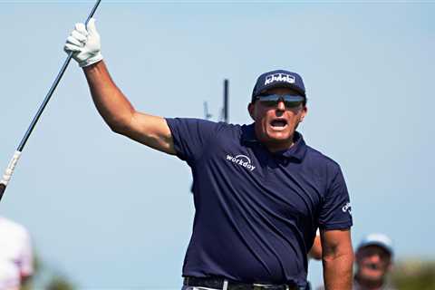 Phil Mickelson in another £5.7m cash windfall without even hitting ball through PGA Tour promotion..