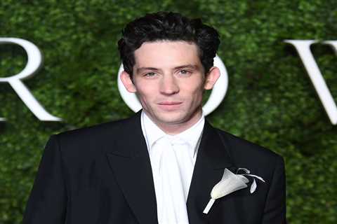 Who plays Prince Charles in The Crown?