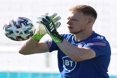 Arsenal make Aaron Ramsdale shock transfer target with £20m Sheffield United keeper potential Bernd ..