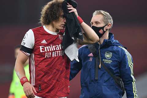 How do concussion substitutes work and can the player come back on the field?