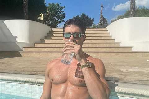 Topless Joey Essex soaks up the sun in his £3m mansion’s stunning pool