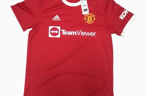 Man Utd 2021/22 home kit ‘leaked’ but Gary Neville slams it for three reasons and fans say ‘only..