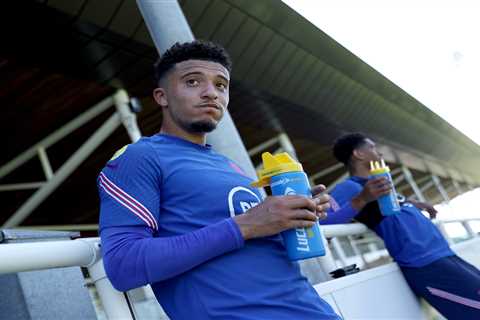 Jude Bellingham explains why he snubbed Man Utd transfer for Borussia Dortmund and confirms he had..
